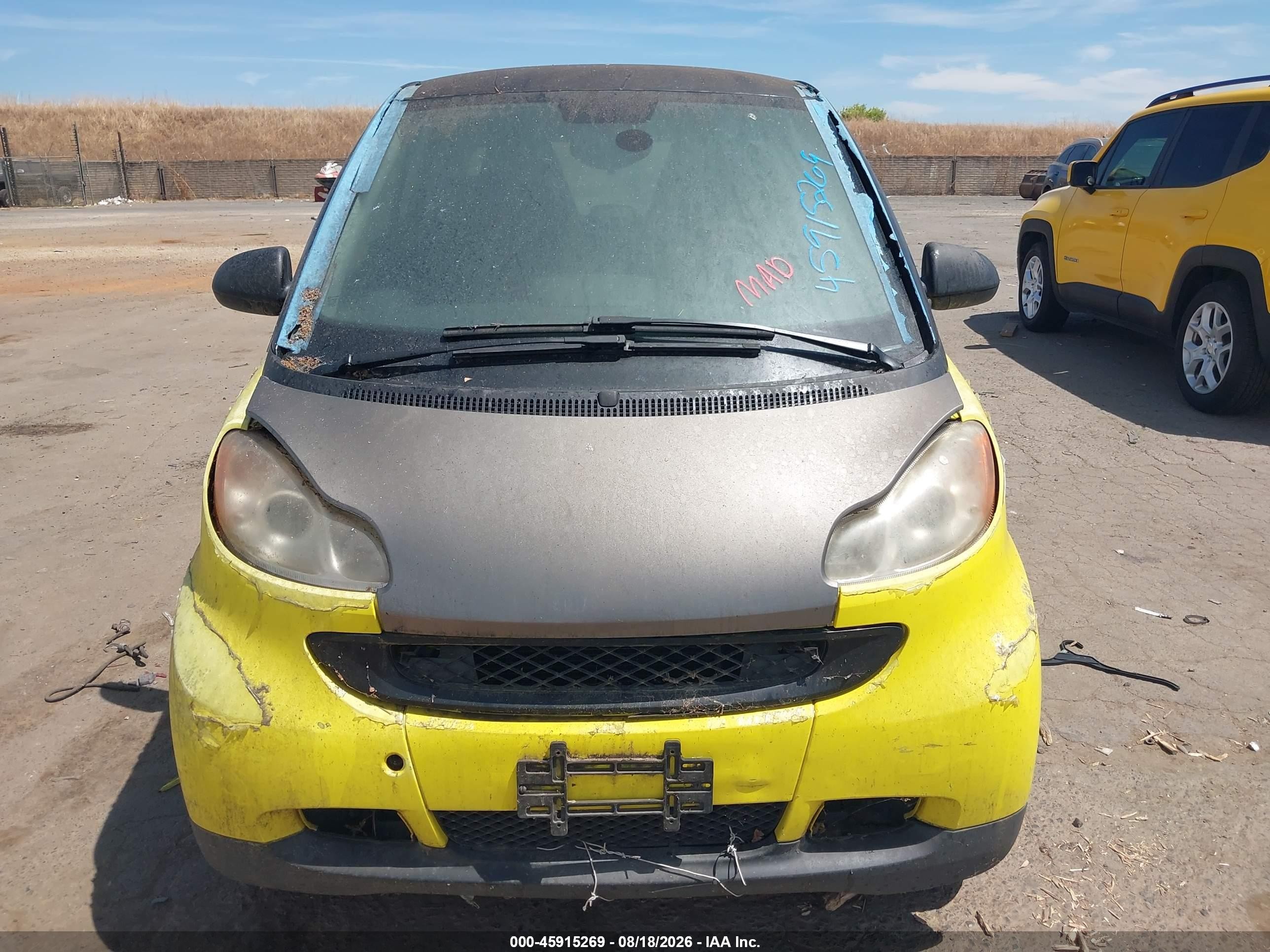 2008 Smart Fortwo Passion/pure Yellow vin: WMEEJ31X18K203030