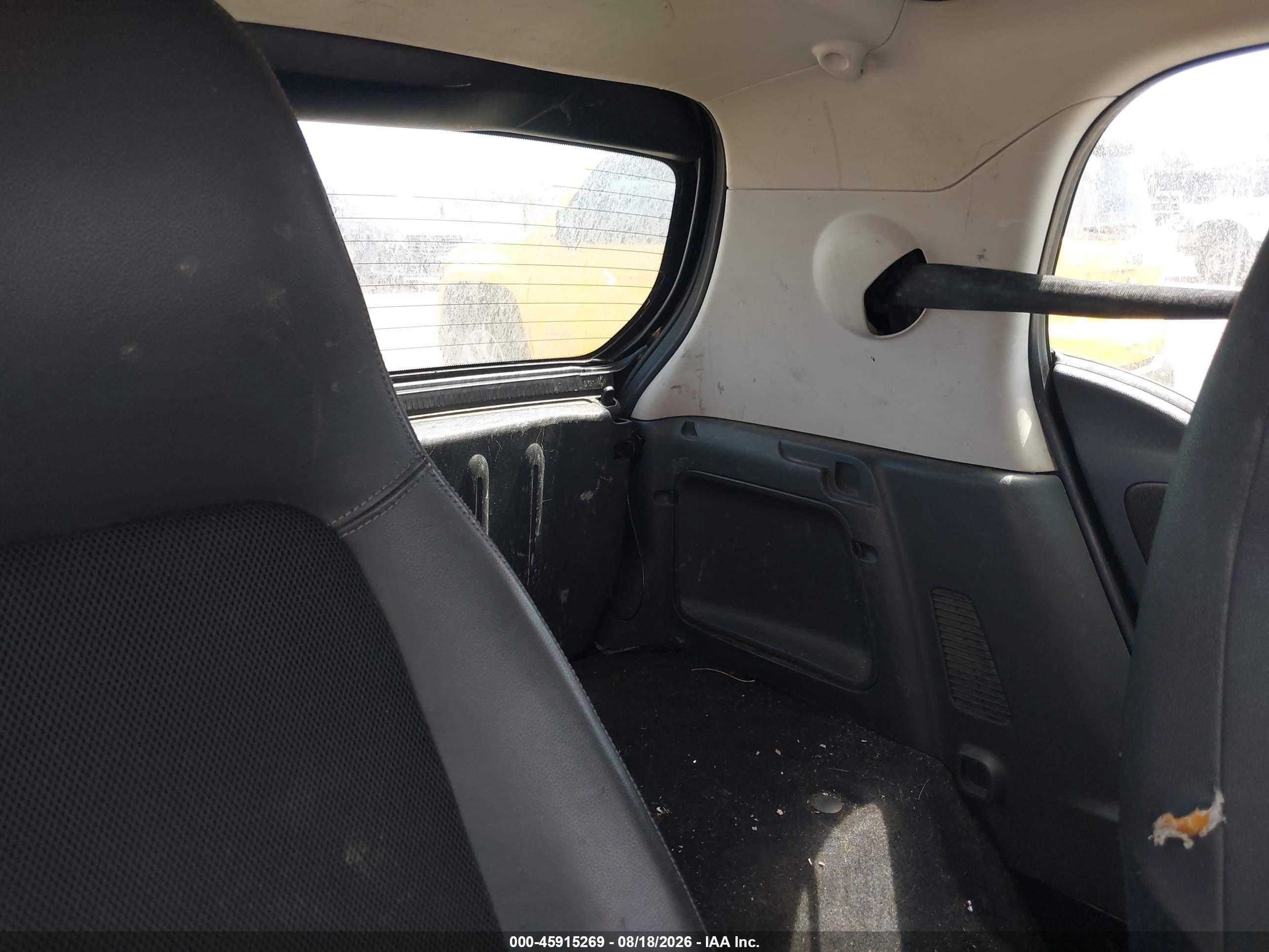 2008 Smart Fortwo Passion/pure Yellow vin: WMEEJ31X18K203030
