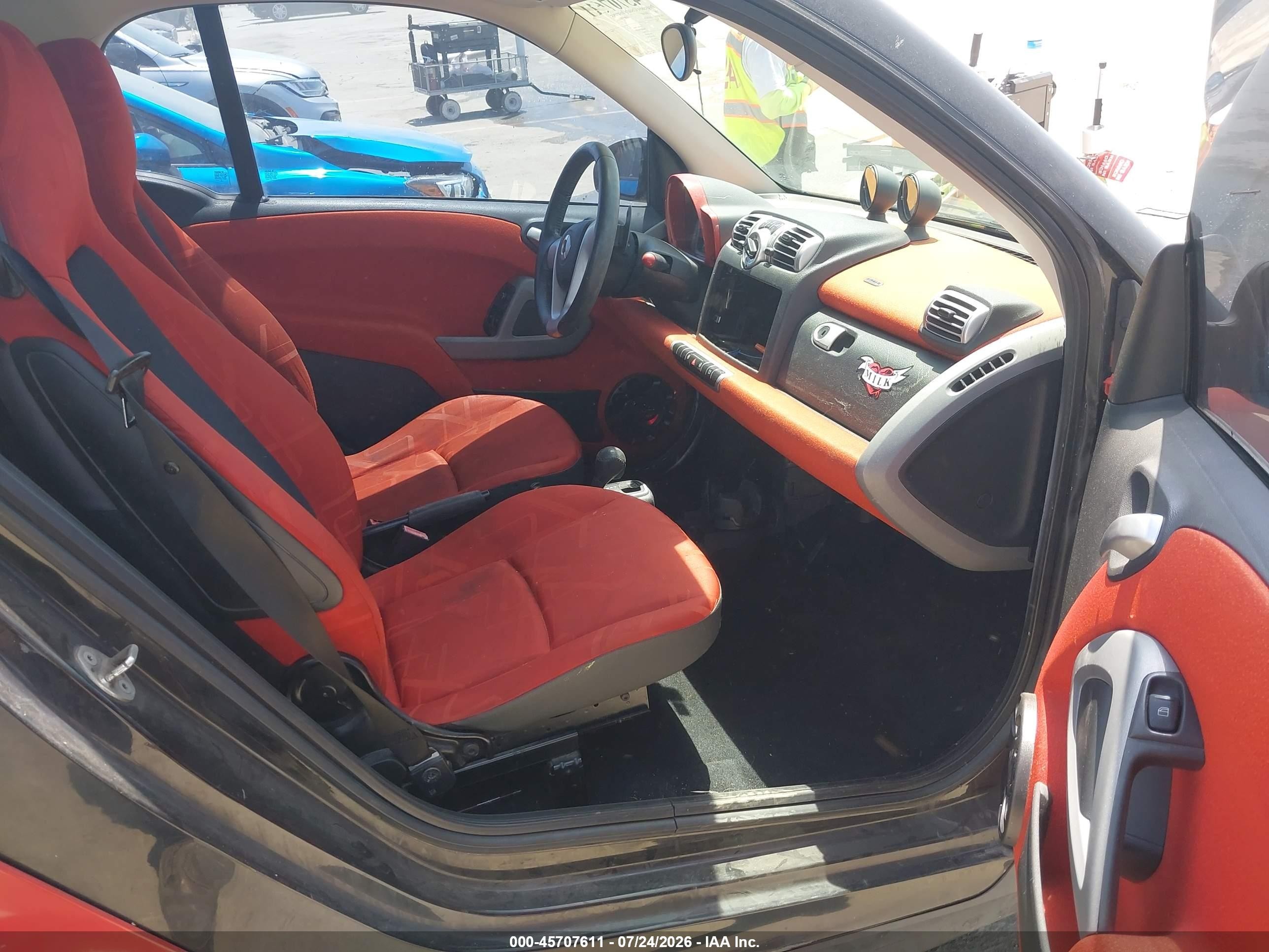 2008 Smart Fortwo Passion/pure Red vin: WMEEJ31X38K200274