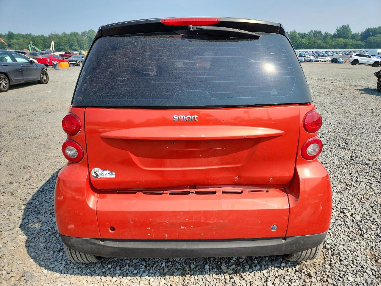 2008 Smart Fortwo Pure Two Tone vin: WMEEJ31X58K186684