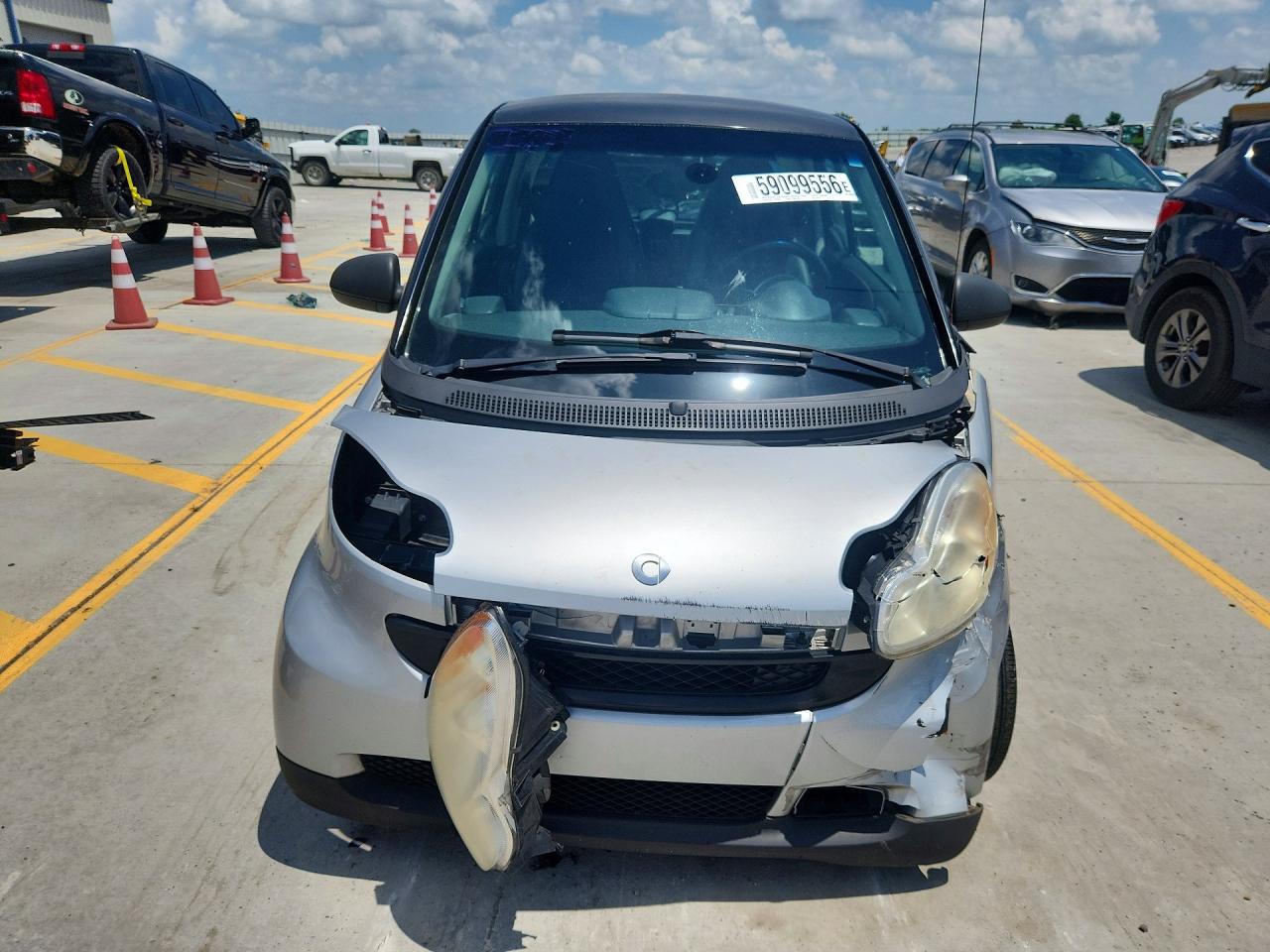2008 Smart Fortwo Pure Silver vin: WMEEJ31X58K193344