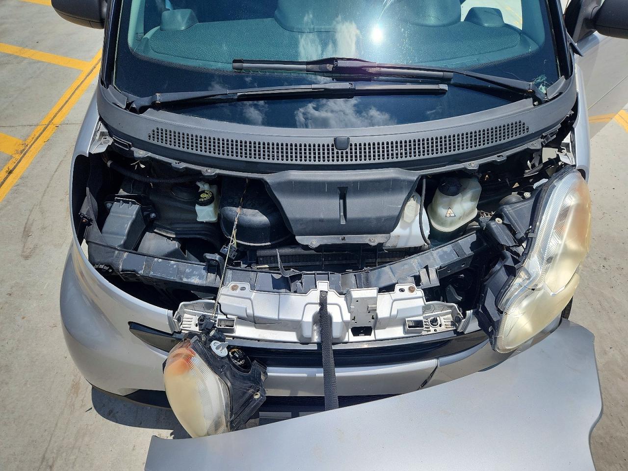 2008 Smart Fortwo Pure Silver vin: WMEEJ31X58K193344