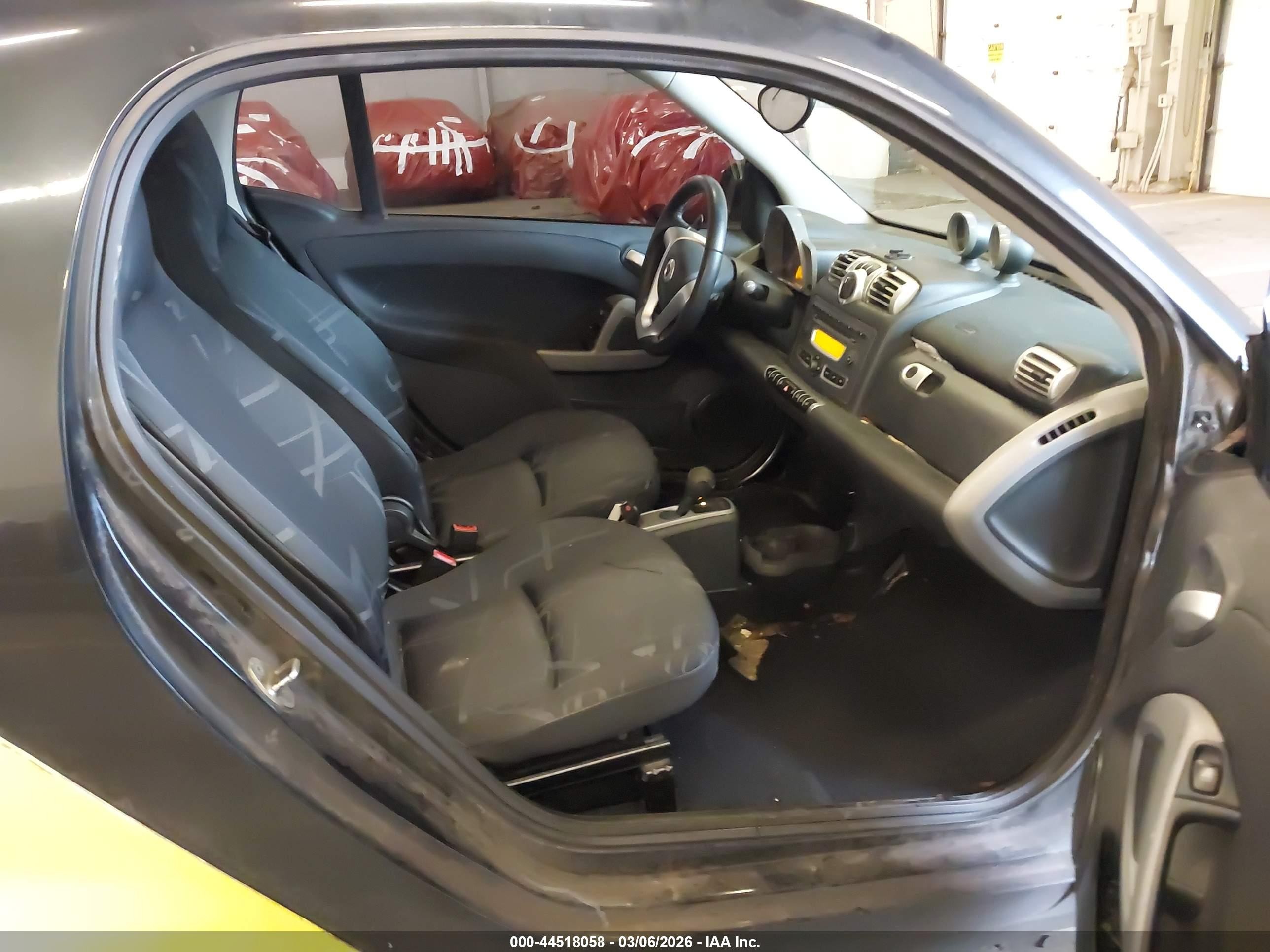 2008 Smart Fortwo Passion/pure Желтый vin: WMEEJ31X58K202933
