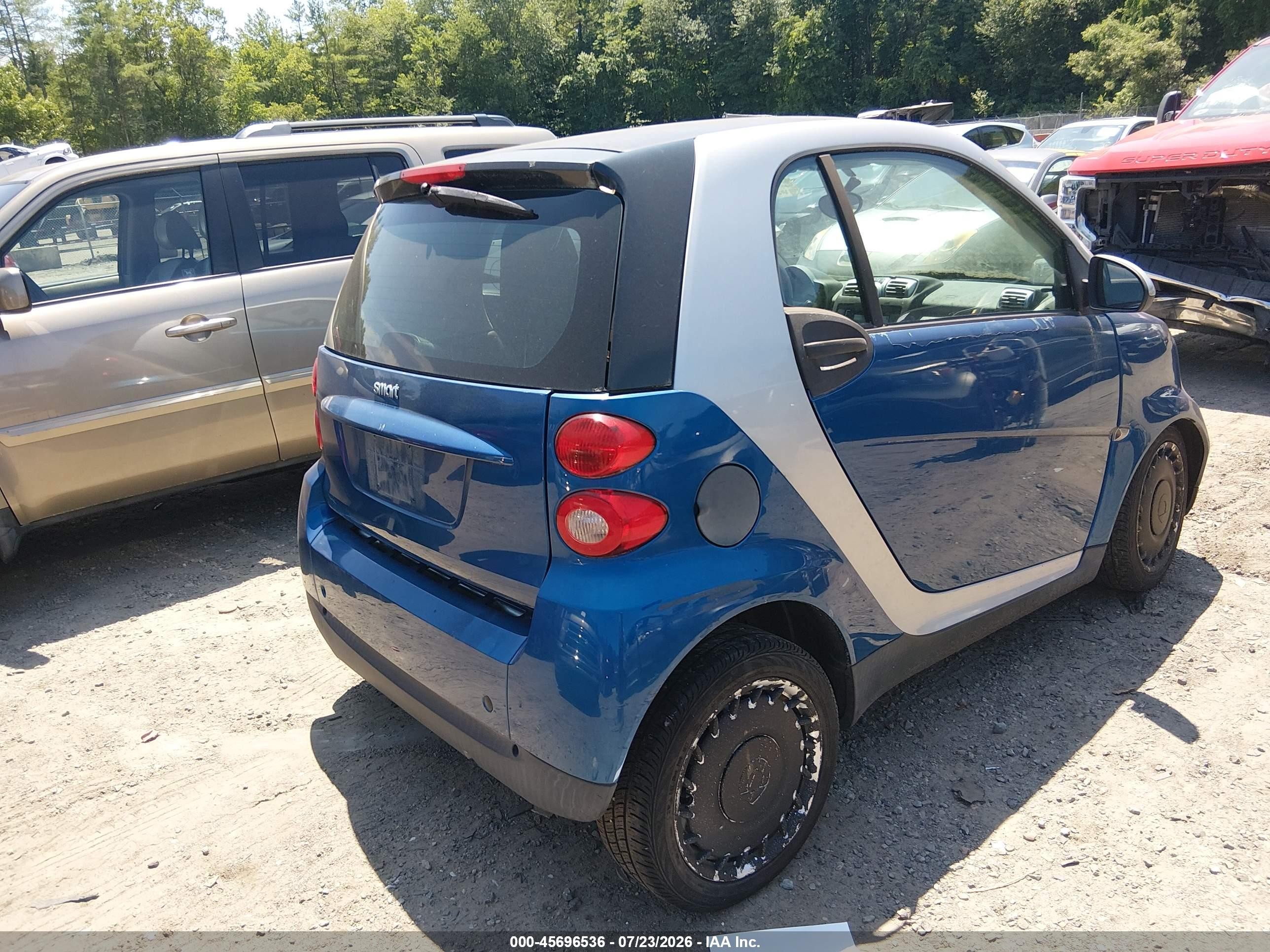 2008 Smart Fortwo Passion/pure Blue vin: WMEEJ31X78K135736