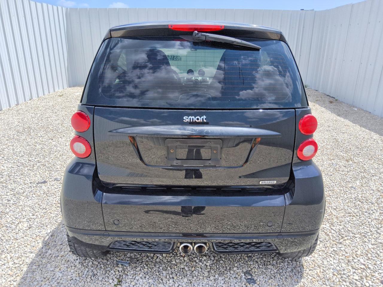 2009 Smart Fortwo Pure Черный vin: WMEEJ31X79K233571