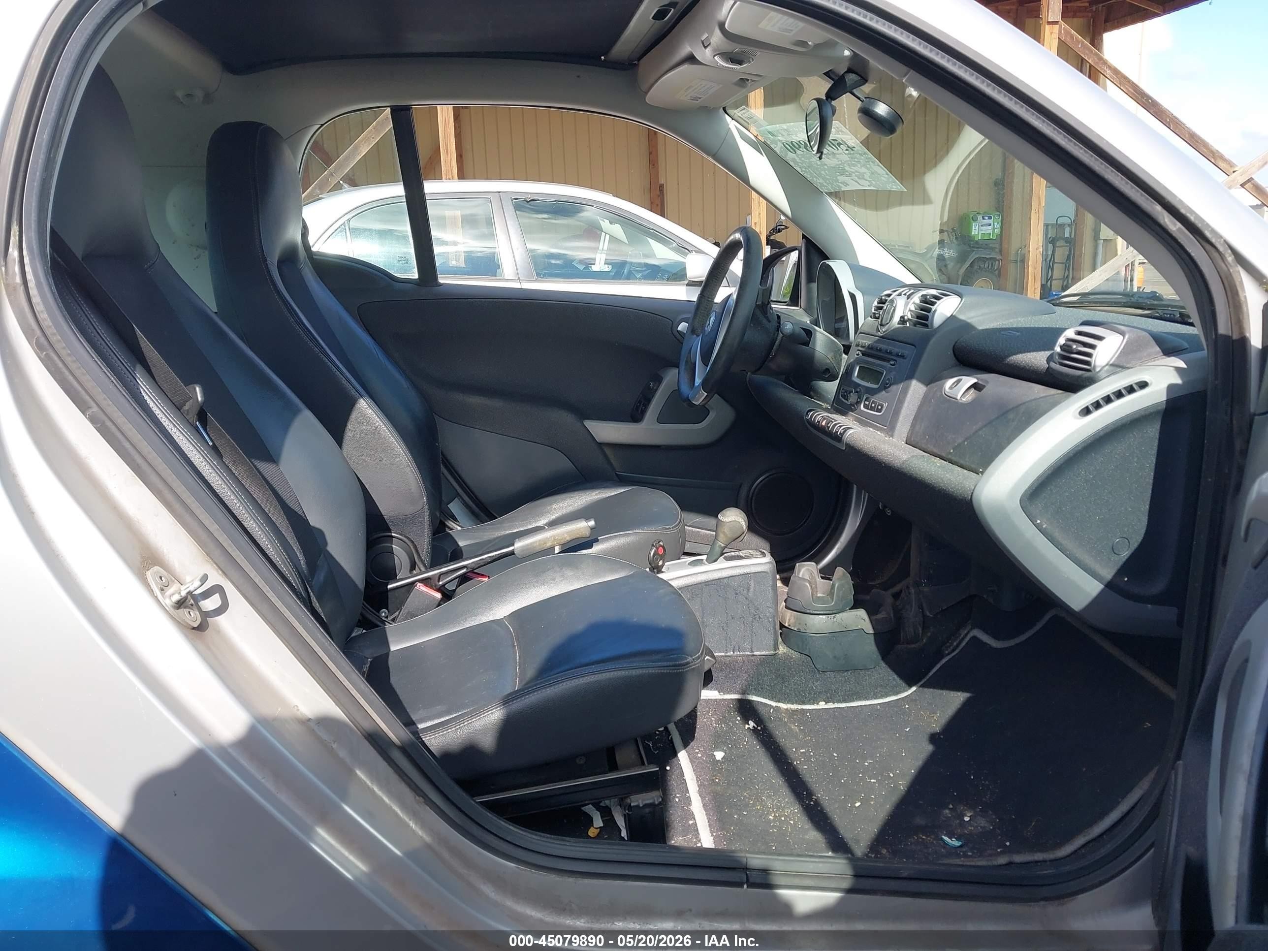 2008 Smart Fortwo Passion/pure Blue vin: WMEEJ31X88K123711