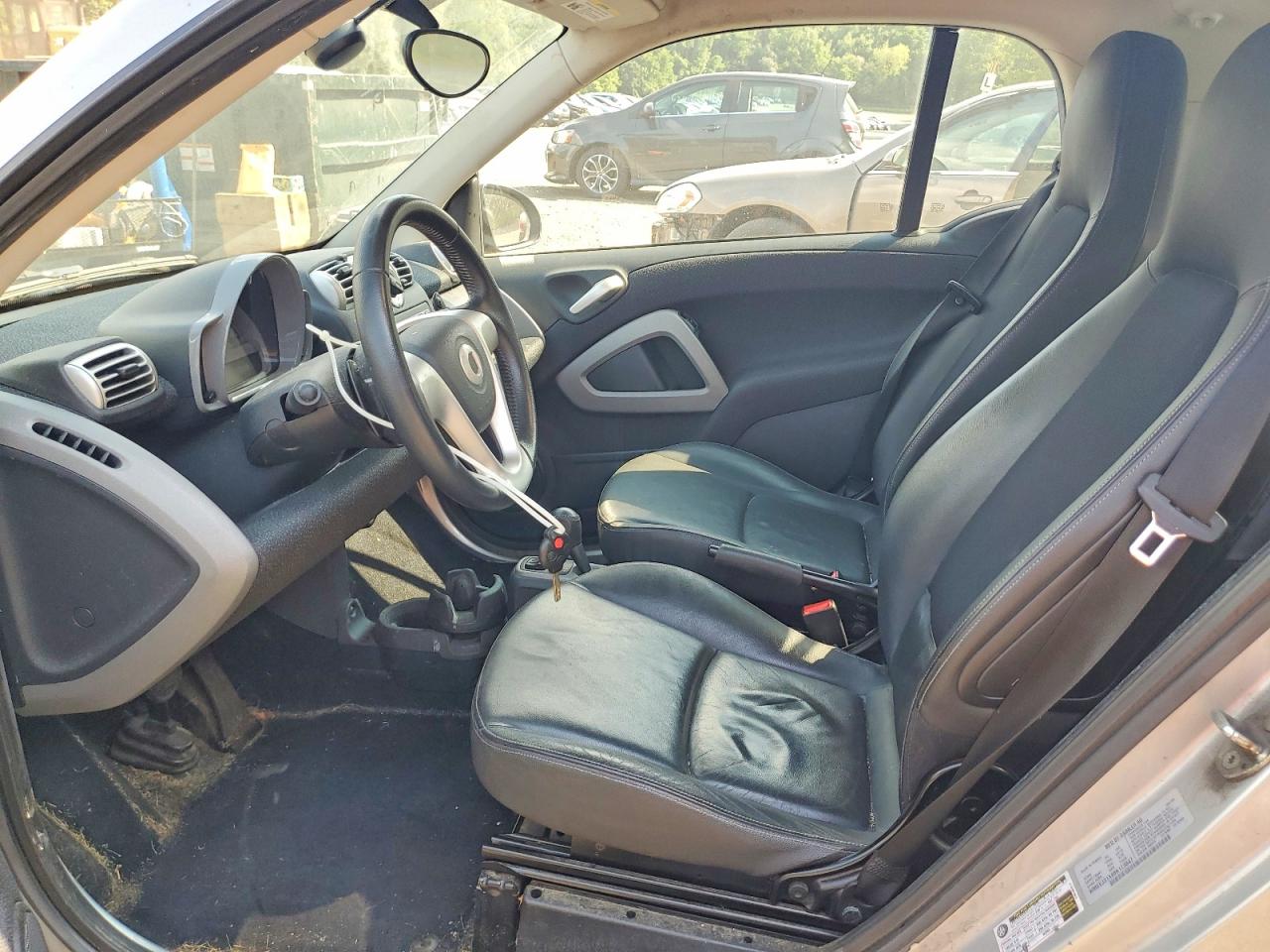 2008 Smart Fortwo Pure Silver vin: WMEEJ31X88K173847