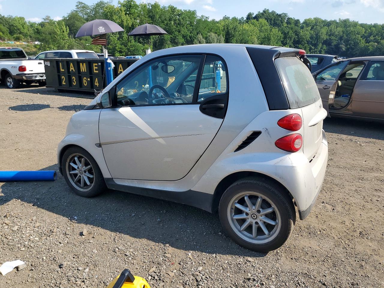 2008 Smart Fortwo Pure Silver vin: WMEEJ31X88K173847