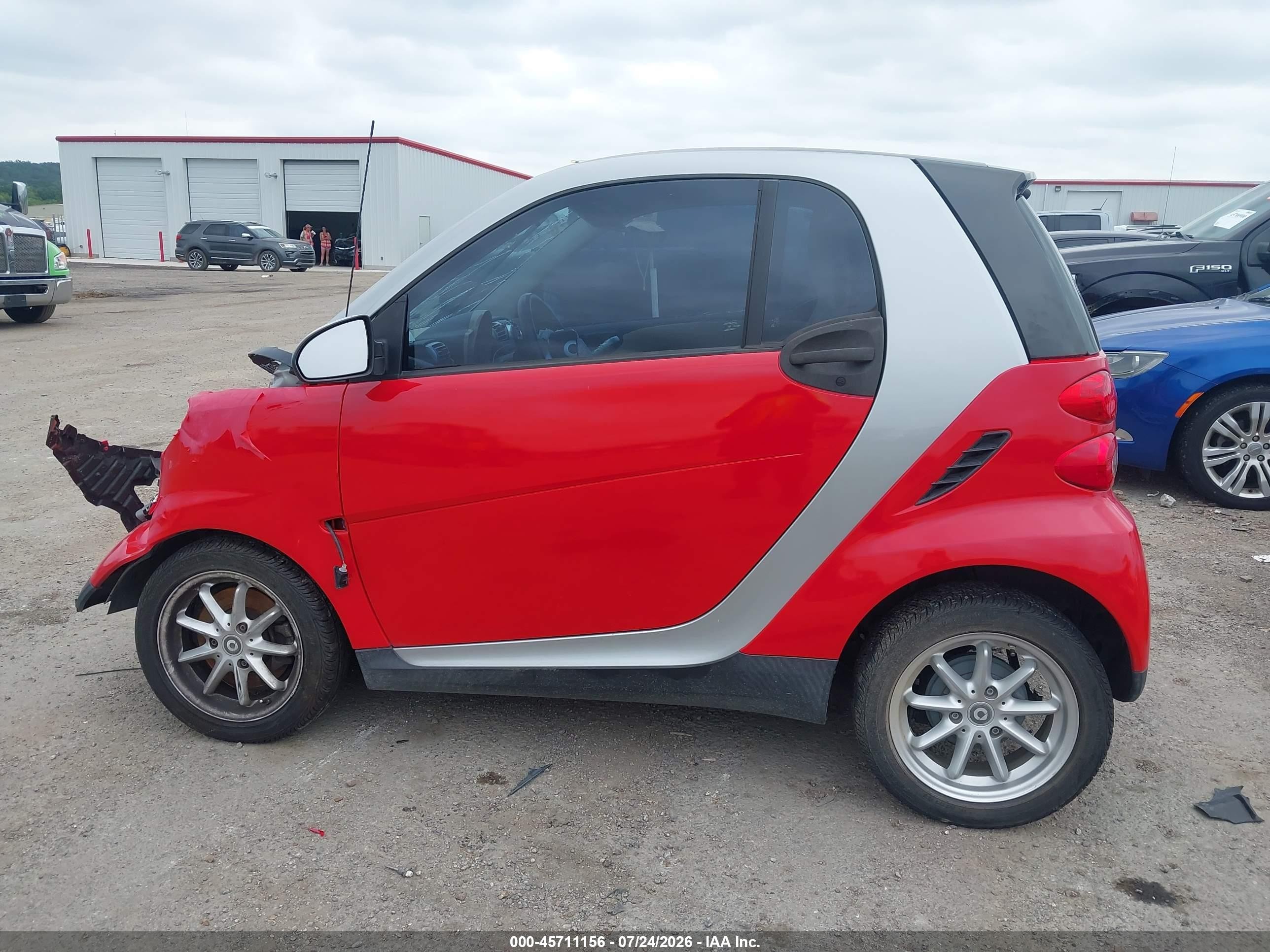 2009 Smart Fortwo Brabus/passion/pure Red vin: WMEEJ31X89K300534