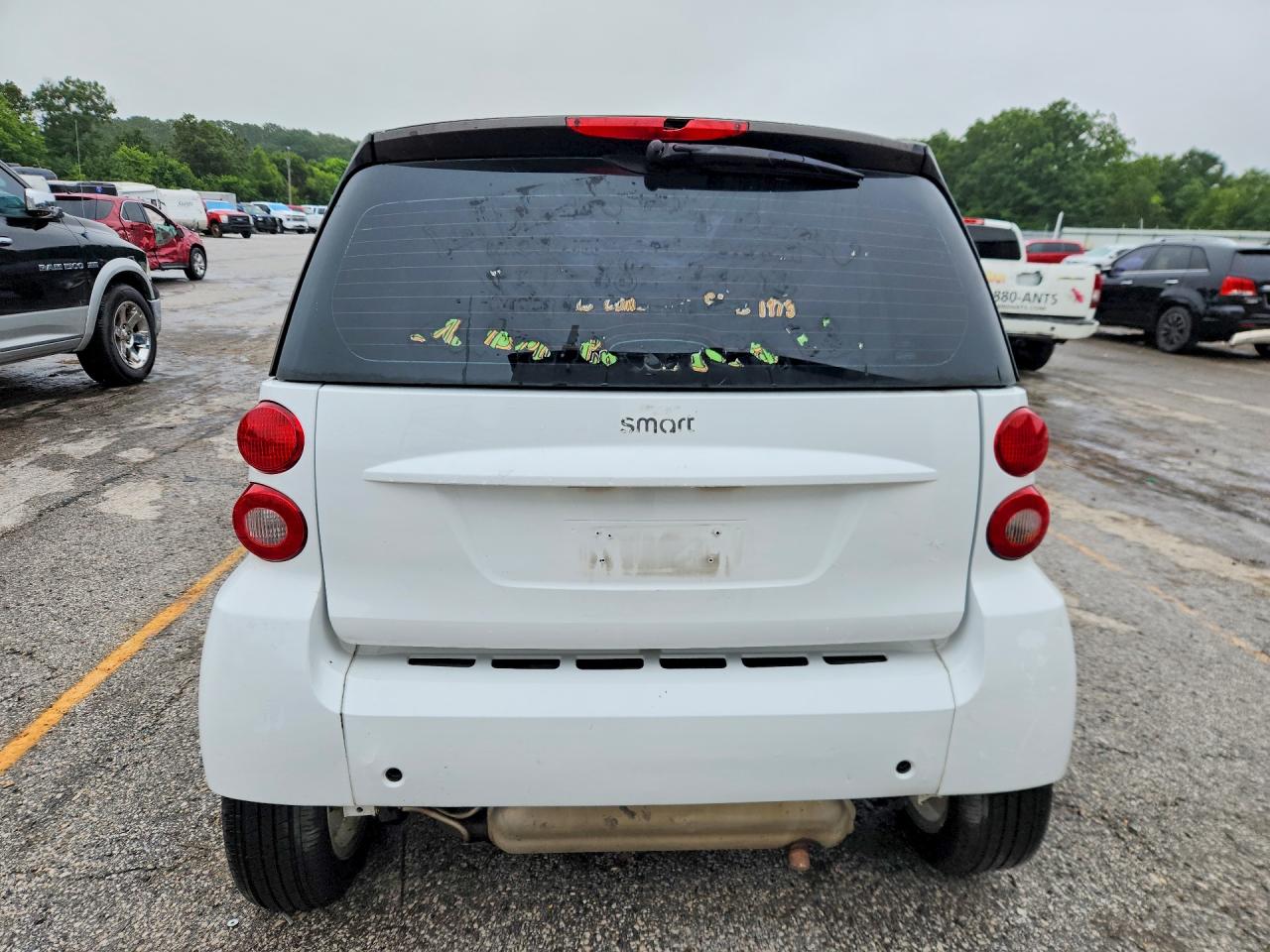2008 Smart Fortwo Pure Белый vin: WMEEJ31X98K100194