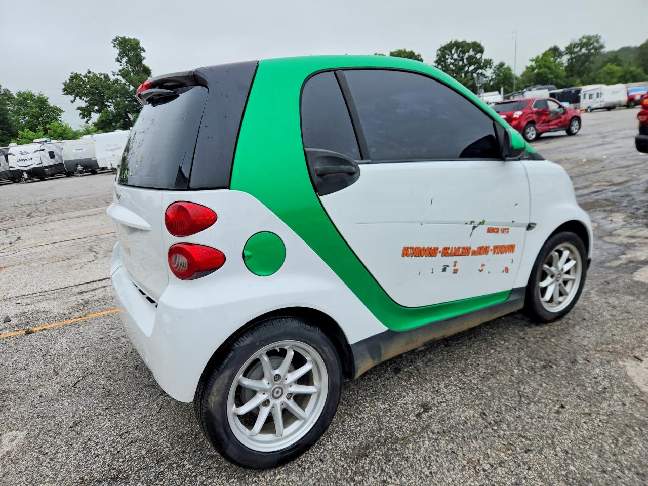2008 Smart Fortwo Pure Белый vin: WMEEJ31X98K100194