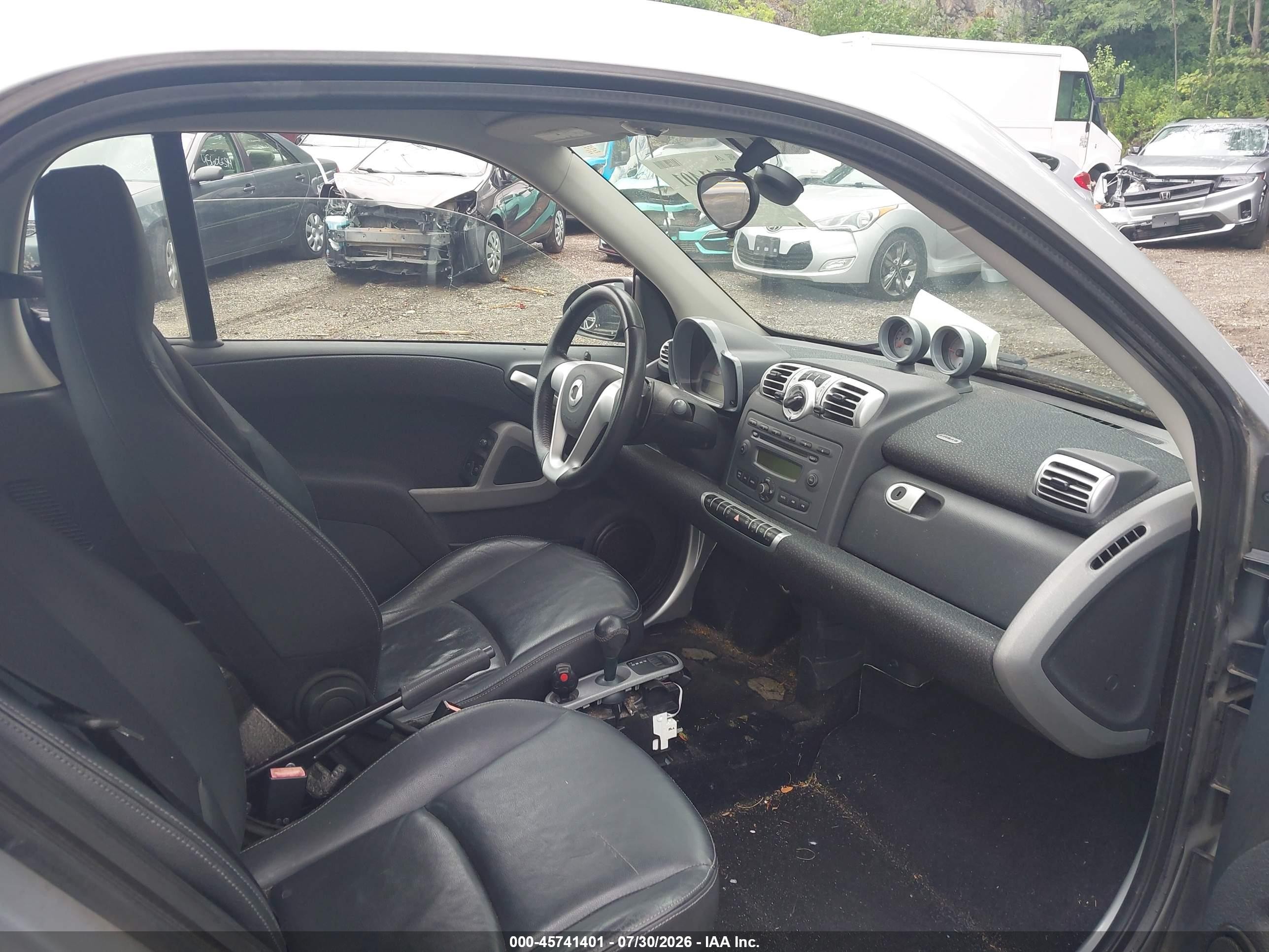 2008 Smart Fortwo Passion/pure Black vin: WMEEJ31X98K137066
