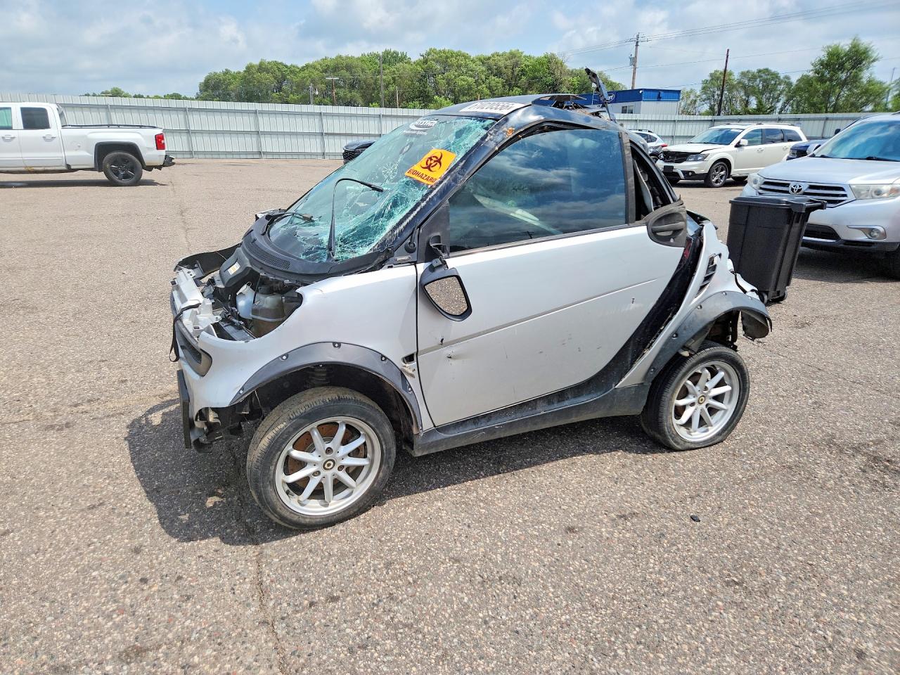 2008 Smart Fortwo Pure Серебряный vin: WMEEJ31X98K139058