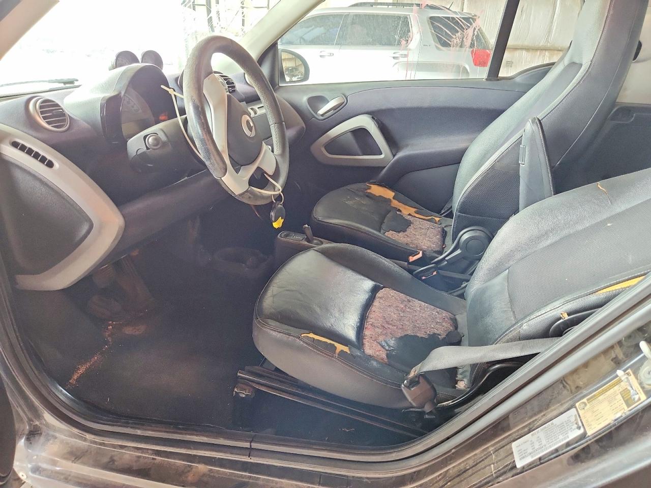 2012 Smart Fortwo Pure Черный vin: WMEEJ3BA0CK550416