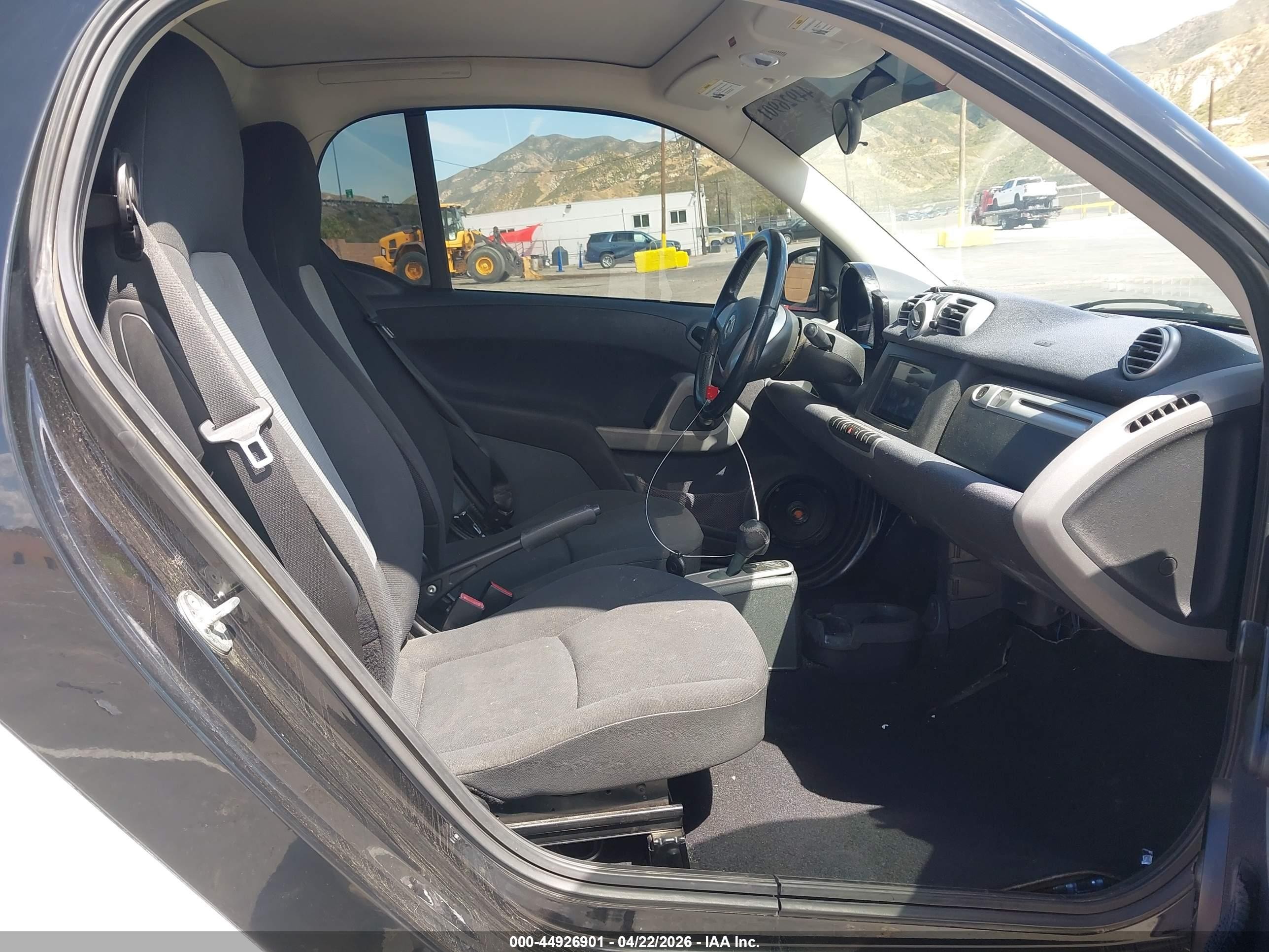 2013 Smart Fortwo Pure White vin: WMEEJ3BA0DK601561
