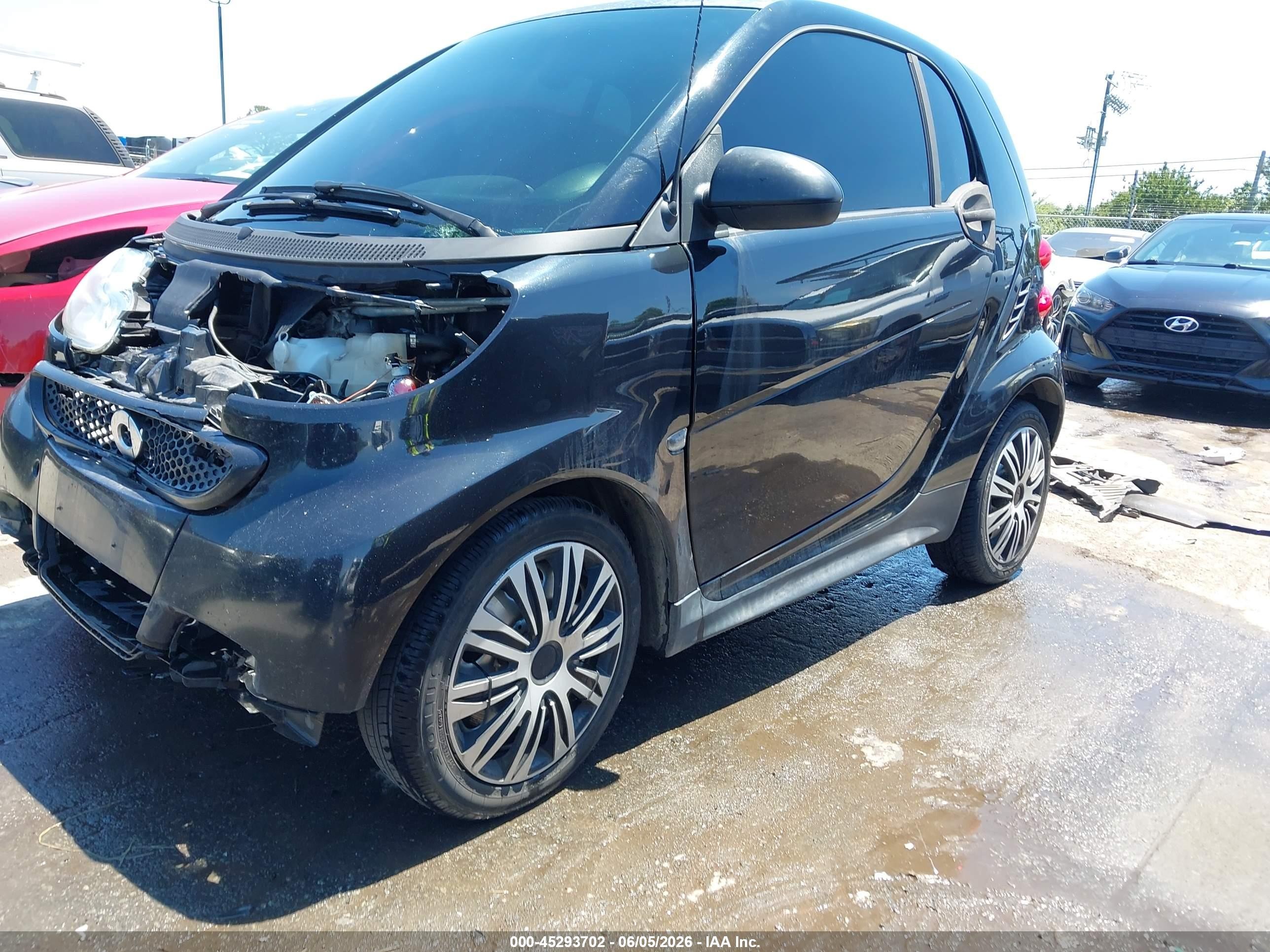 2013 Smart Fortwo Pure Black vin: WMEEJ3BA0DK683632