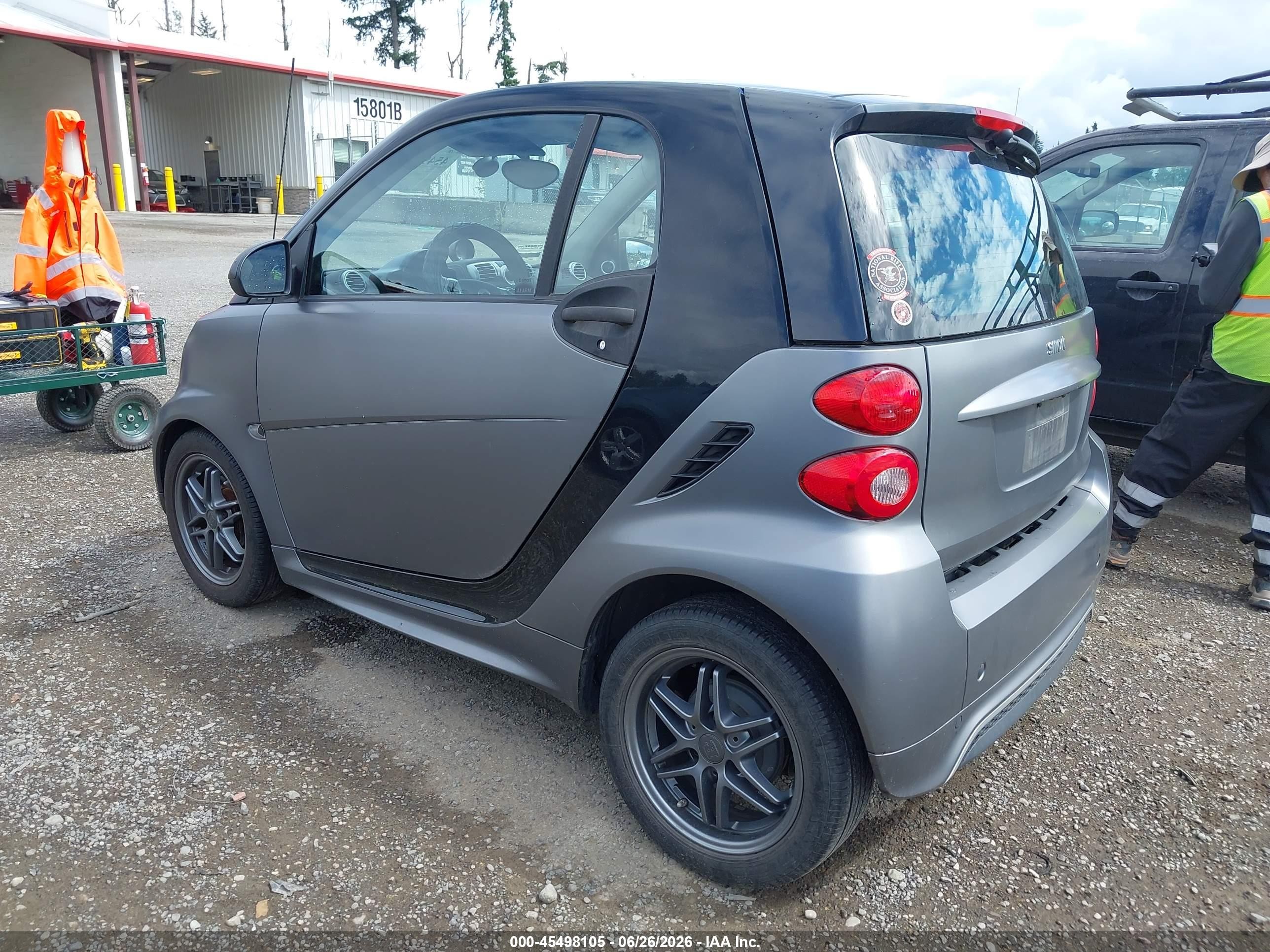 2013 Smart Fortwo Passion Gray vin: WMEEJ3BA2DK601366
