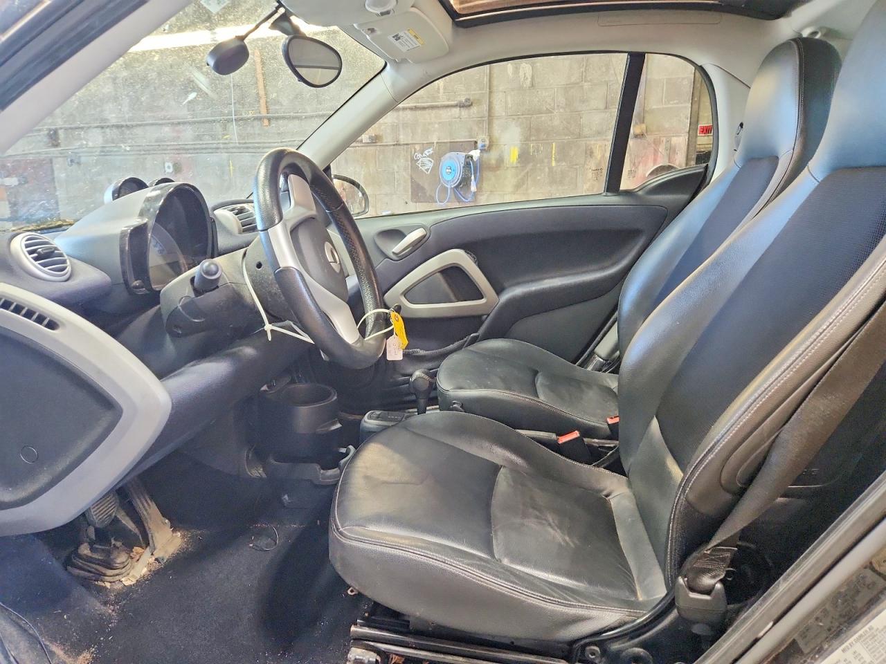2013 Smart Fortwo Pure Черный vin: WMEEJ3BA2DK637865