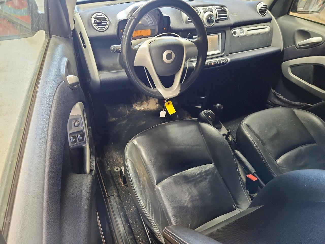 2013 Smart Fortwo Pure Черный vin: WMEEJ3BA2DK637865