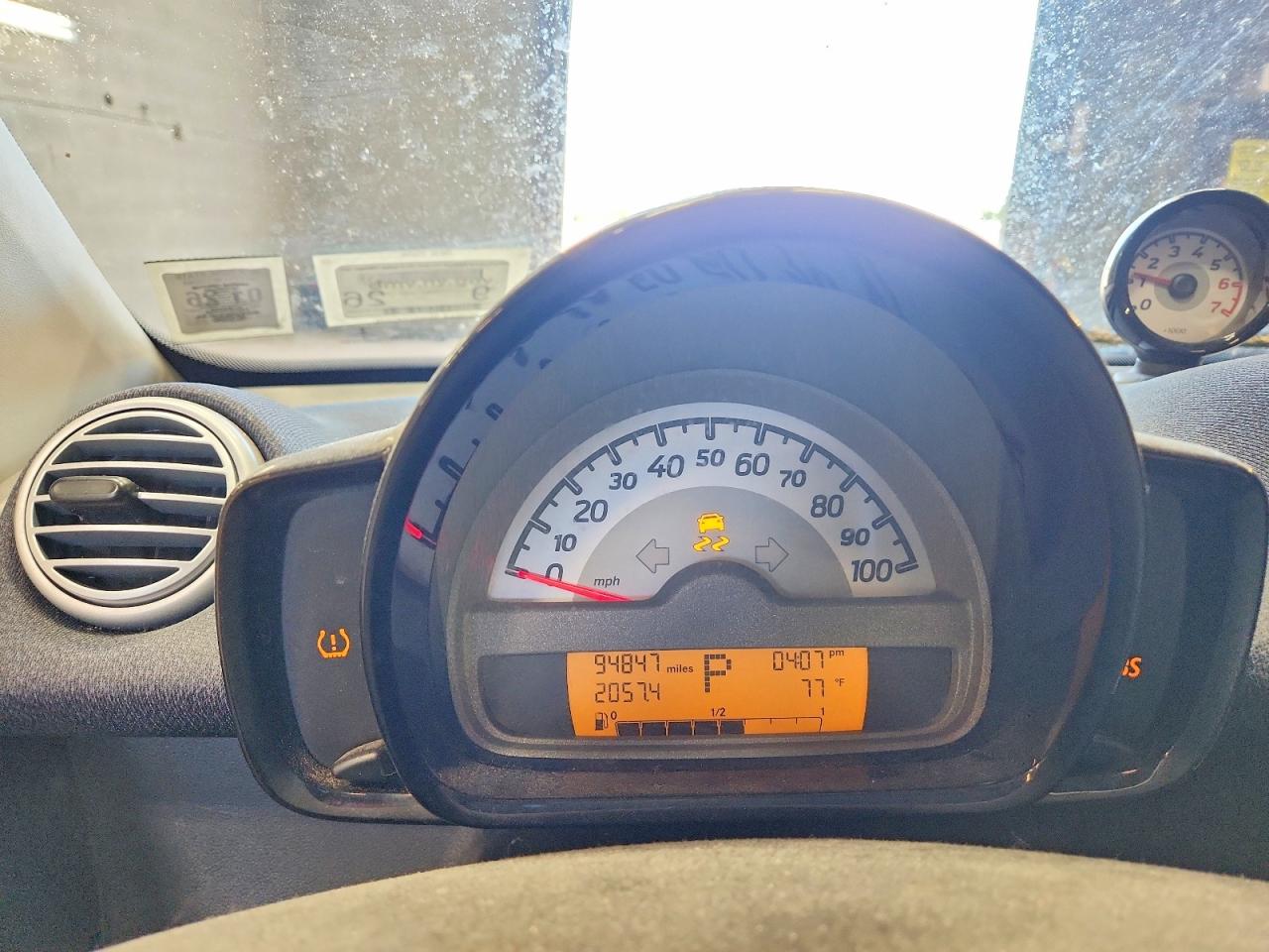 2013 Smart Fortwo Pure Черный vin: WMEEJ3BA2DK637865