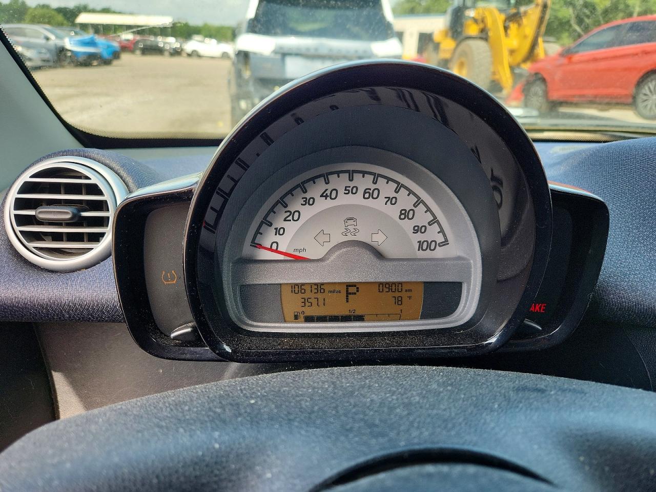 2014 Smart Fortwo Pure Серебряный vin: WMEEJ3BA2EK756386