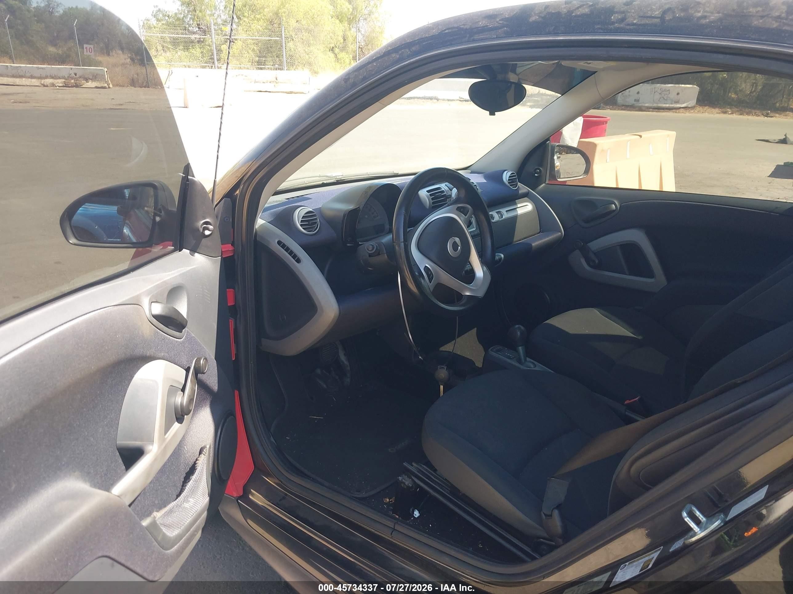 2015 Smart Fortwo Pure Red vin: WMEEJ3BA2FK799546