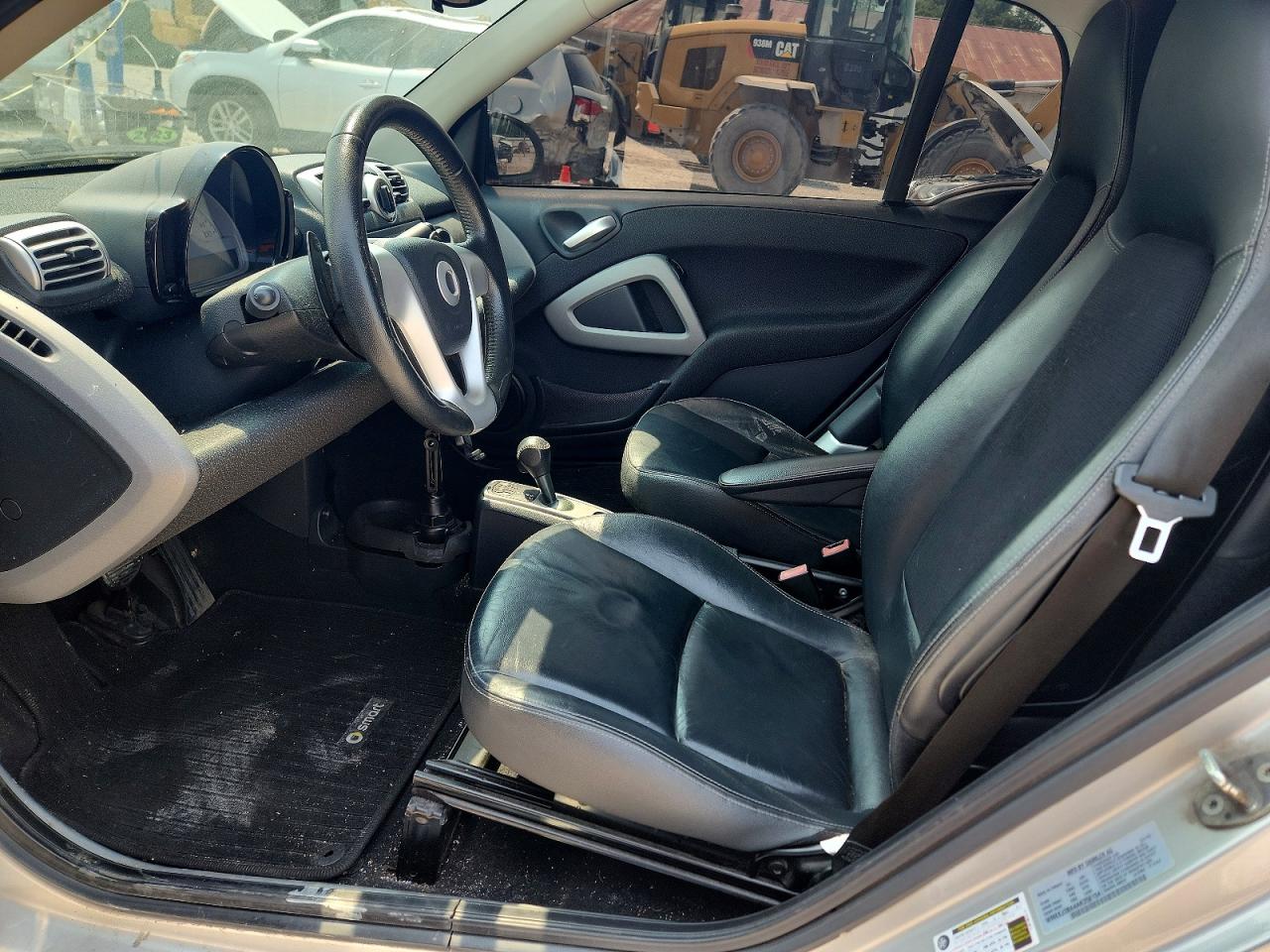 2010 Smart Fortwo Pure Белый vin: WMEEJ3BA4AK358154