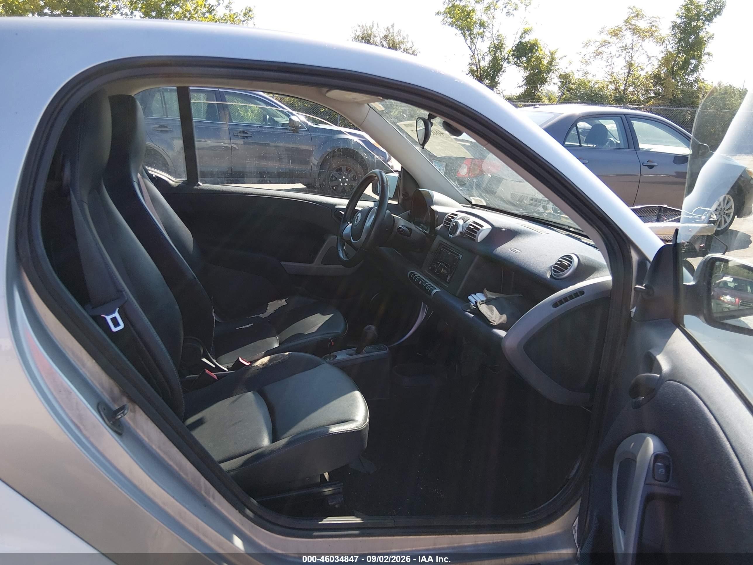 2013 Smart Fortwo Pure Белый vin: WMEEJ3BA4DK622056