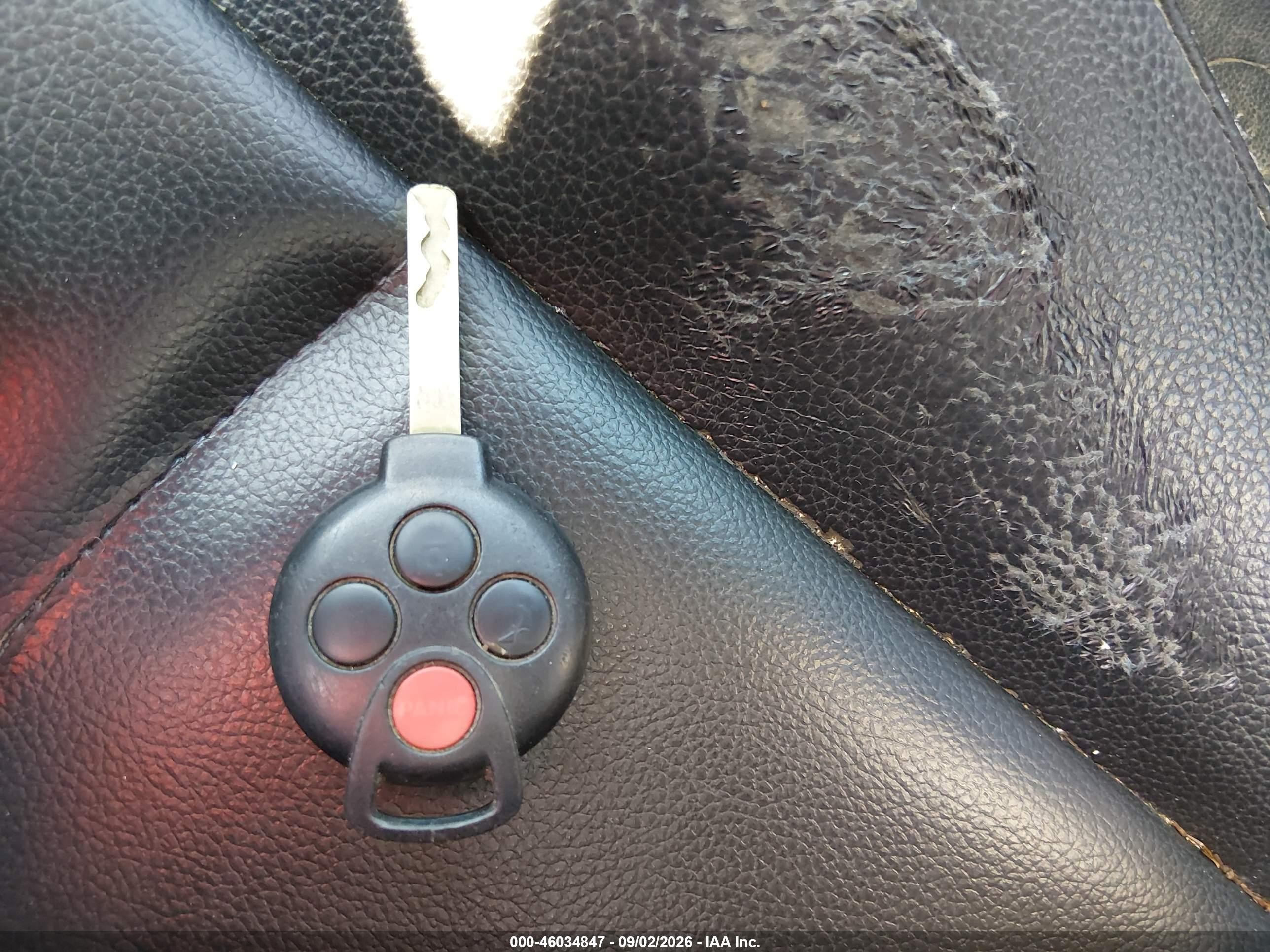 2013 Smart Fortwo Pure Белый vin: WMEEJ3BA4DK622056