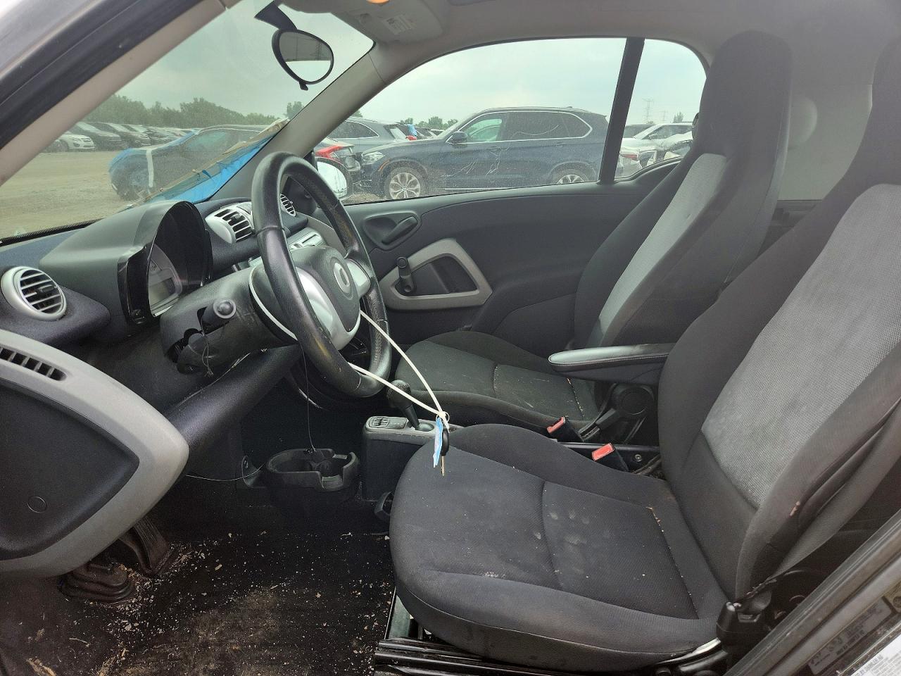 2013 Smart Fortwo Pure Yellow vin: WMEEJ3BA4DK656885