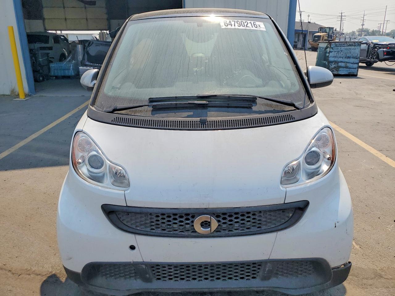 2015 Smart Fortwo Pure White vin: WMEEJ3BA4FK806822