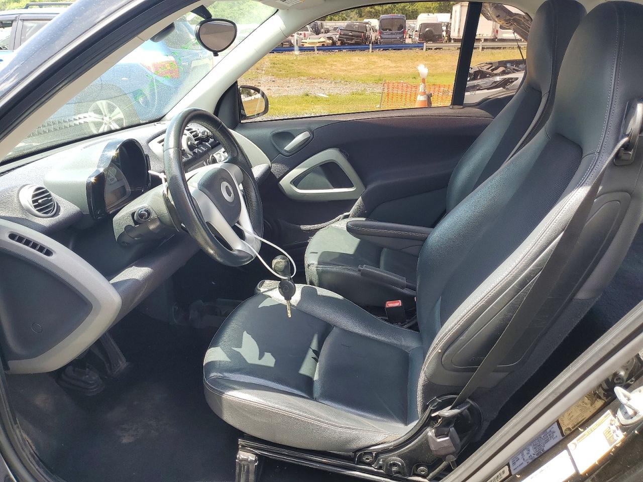 2013 Smart Fortwo Pure/passion Серебряный vin: WMEEJ3BA5DK671119