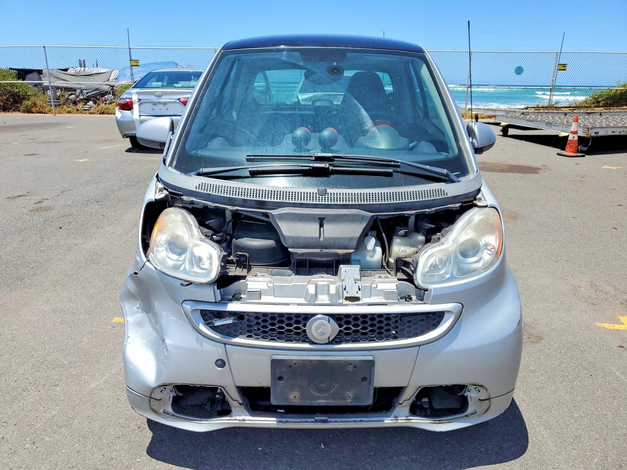 2013 Smart Fortwo Silver vin: WMEEJ3BA5DK683402