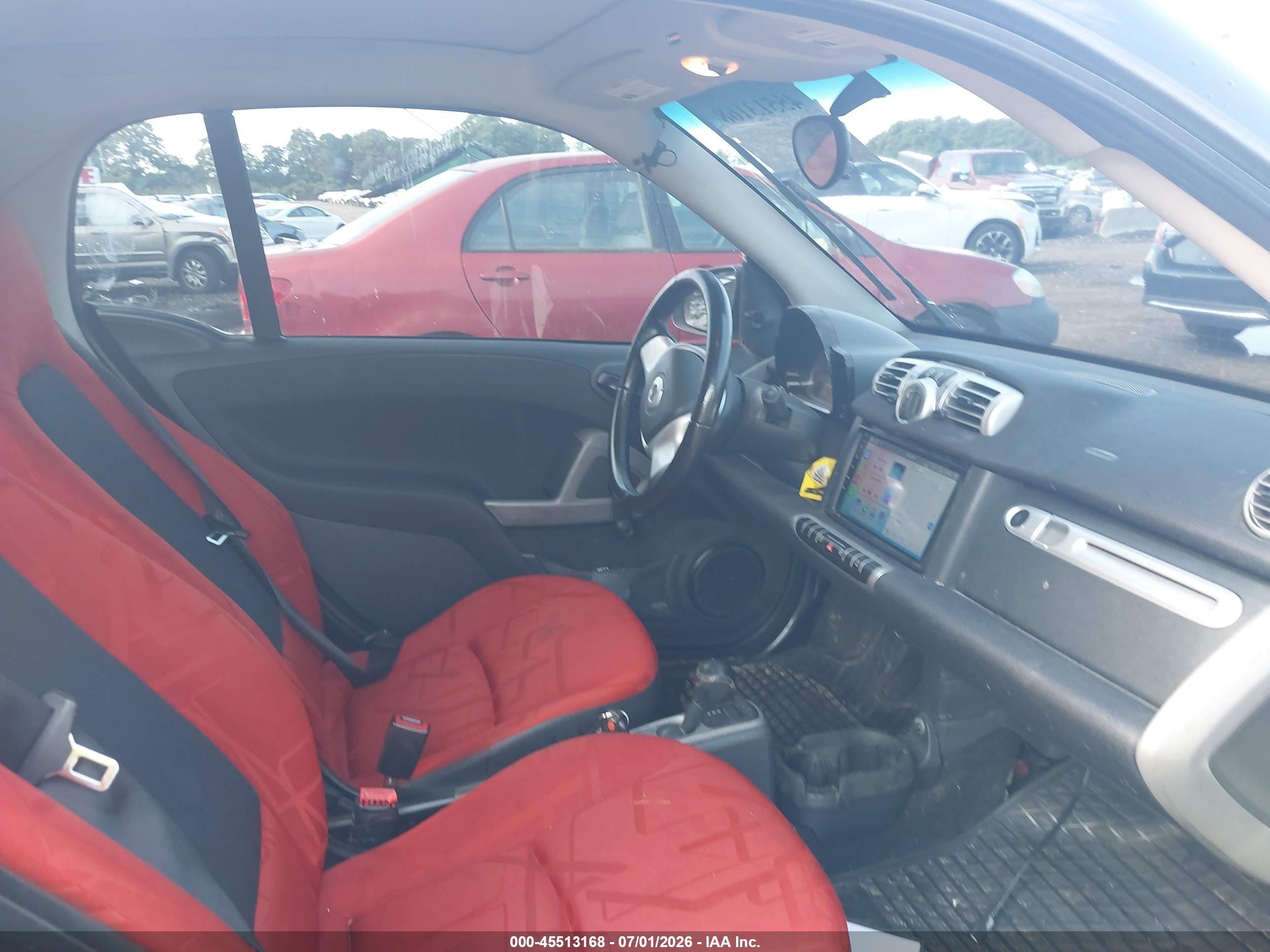 2013 Smart Fortwo Pure White vin: WMEEJ3BA7DK695406