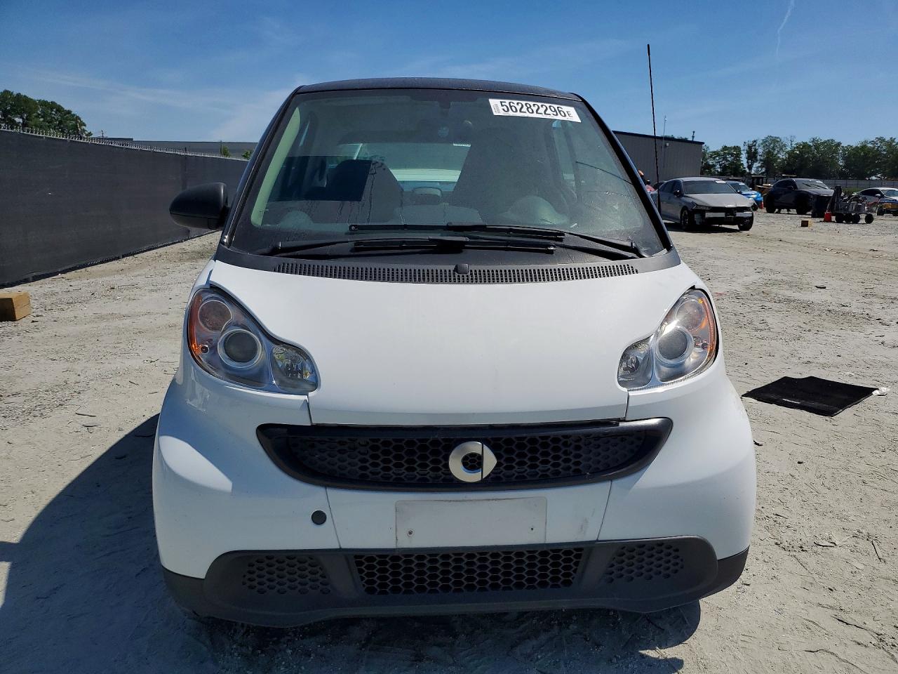 2015 Smart Fortwo Pure White vin: WMEEJ3BA7FK797257