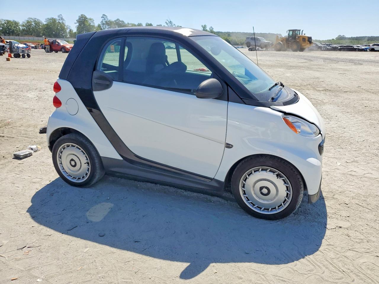 2015 Smart Fortwo Pure White vin: WMEEJ3BA7FK797257