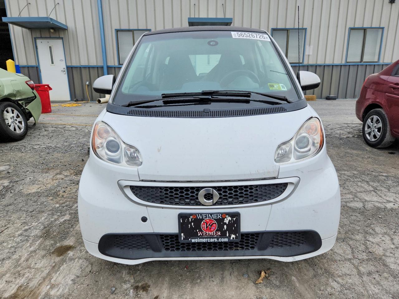 2015 Smart Fortwo Pure White vin: WMEEJ3BA7FK814218