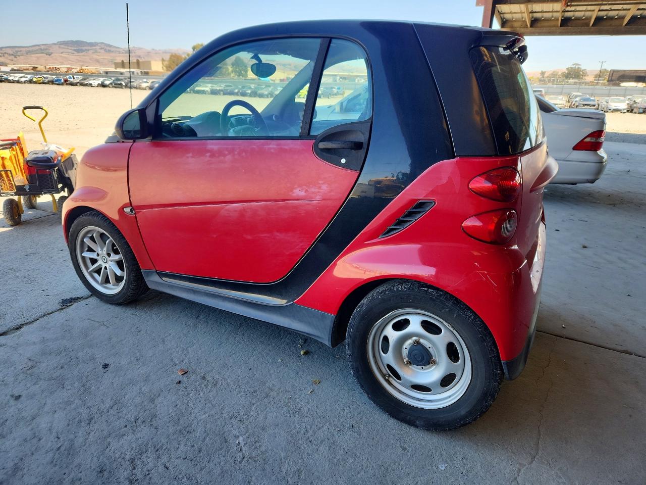 2013 Smart Fortwo Pure Красный vin: WMEEJ3BA8DK657831