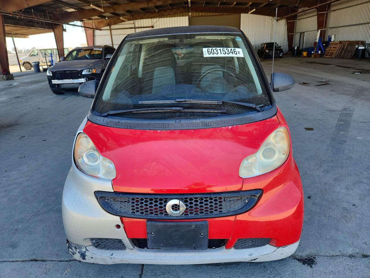 2013 Smart Fortwo Pure Красный vin: WMEEJ3BA8DK657831