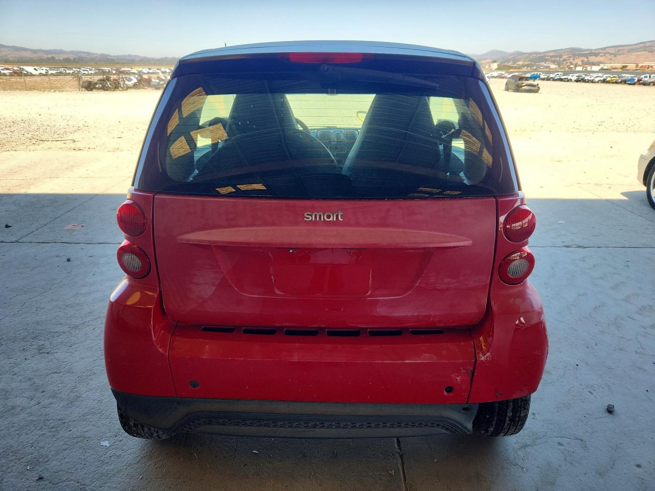 2013 Smart Fortwo Pure Красный vin: WMEEJ3BA8DK657831