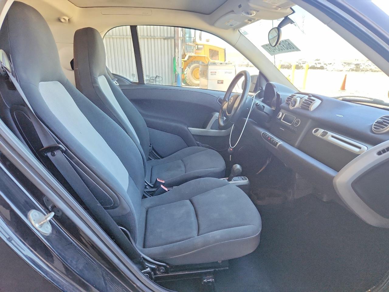 2013 Smart Fortwo Pure Красный vin: WMEEJ3BA8DK657831