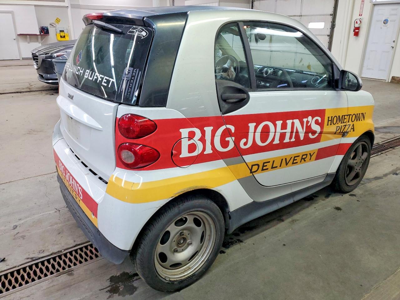 2014 Smart Fortwo Pure White vin: WMEEJ3BA8EK776688