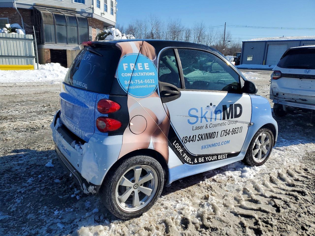 2013 Smart Fortwo Pure Two Tone vin: WMEEJ3BA9DK615233