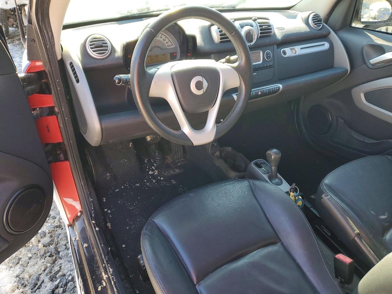 2013 Smart Fortwo Pure Two Tone vin: WMEEJ3BA9DK615233