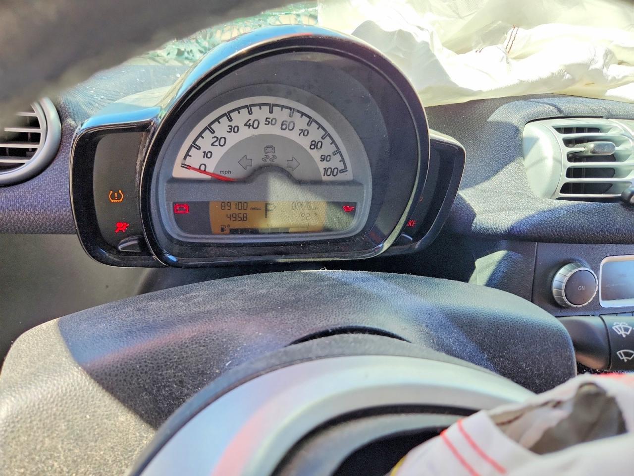 2015 Smart Fortwo Pure Silver vin: WMEEJ3BA9FK795641