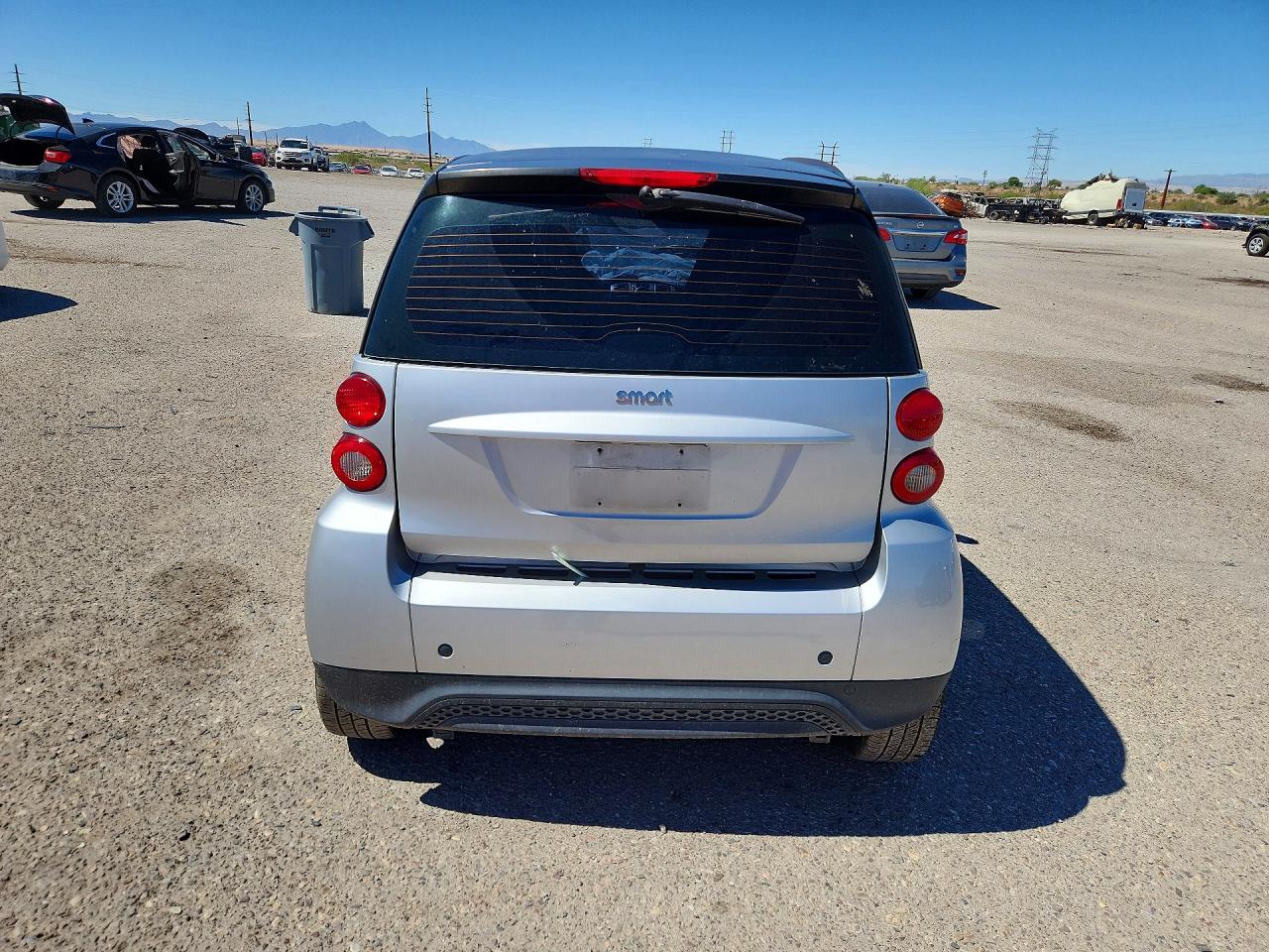 2015 Smart Fortwo Pure Silver vin: WMEEJ3BA9FK795641