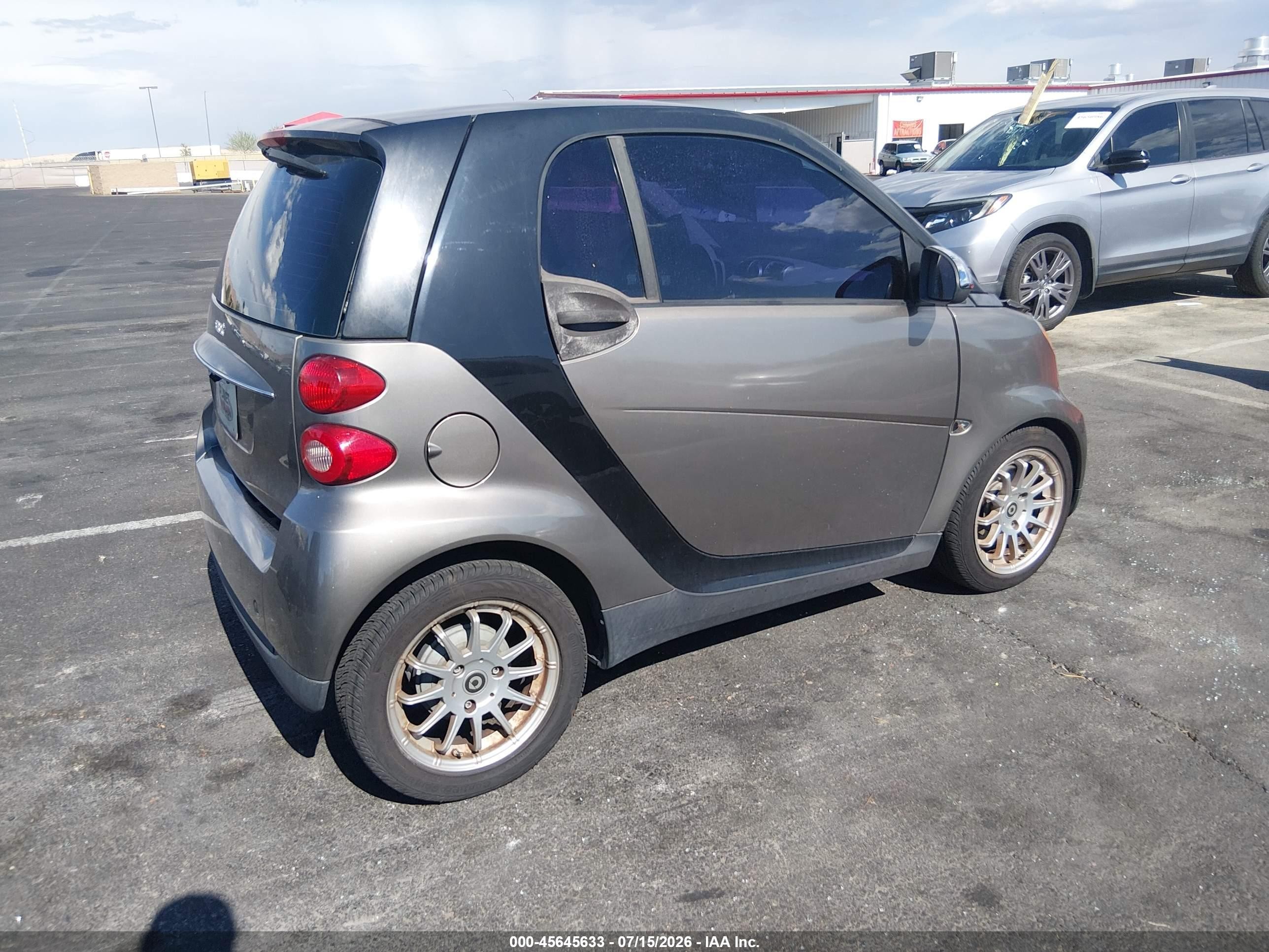 2011 Smart Fortwo Passion/pure Бежевый vin: WMEEJ3BAXBK419119