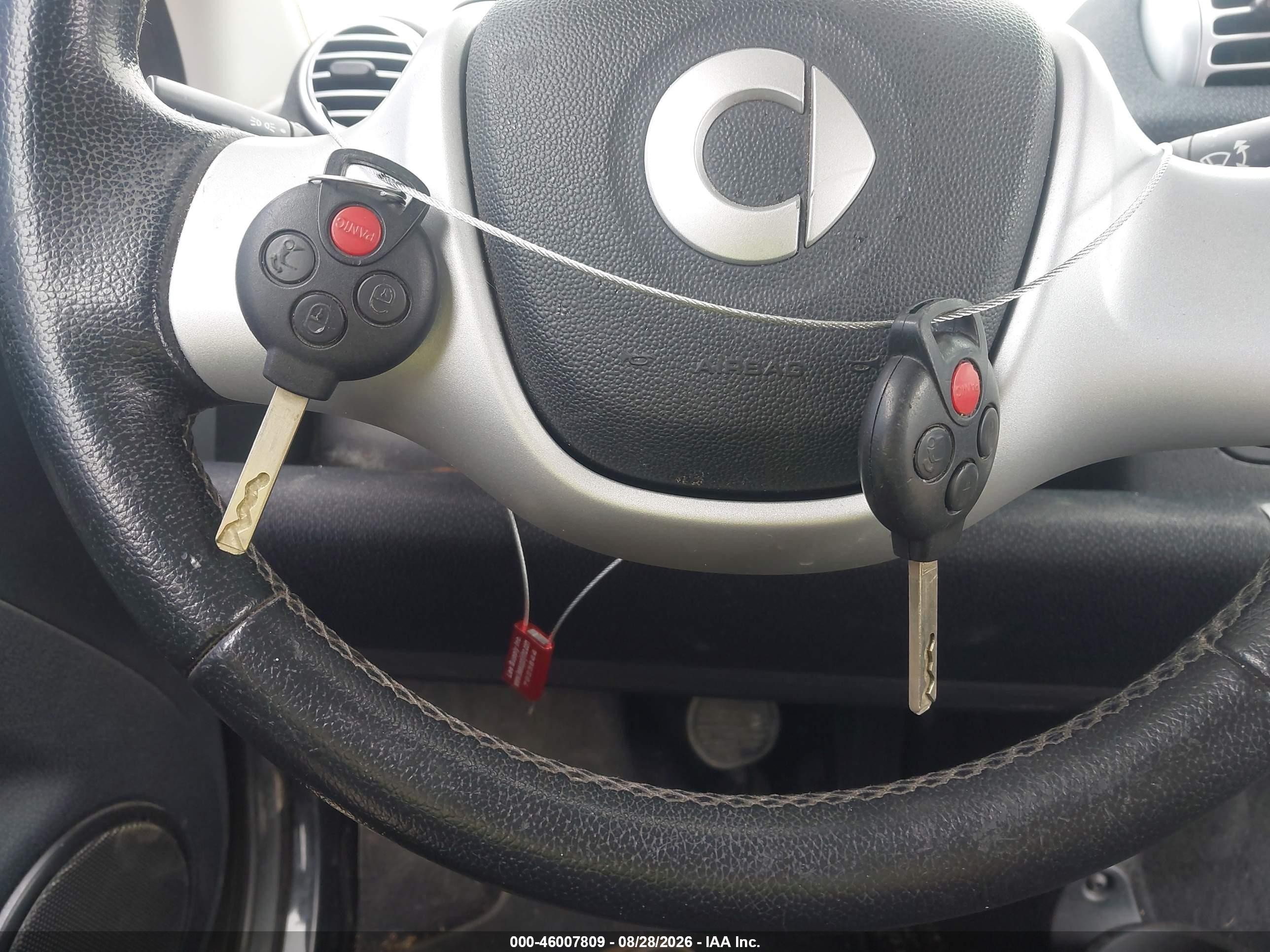 2012 Smart Fortwo Pure Black vin: WMEEJ3BAXCK572312