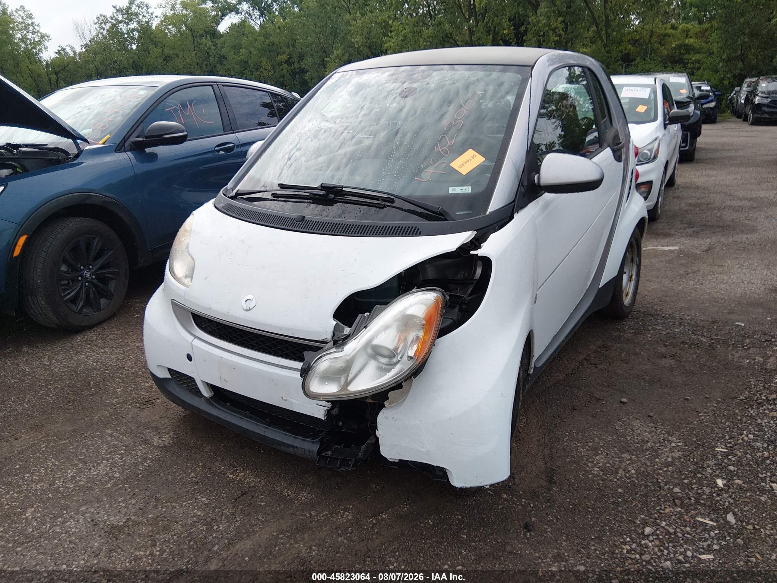 2012 Smart Fortwo Pure White vin: WMEEJ3BAXCK573458