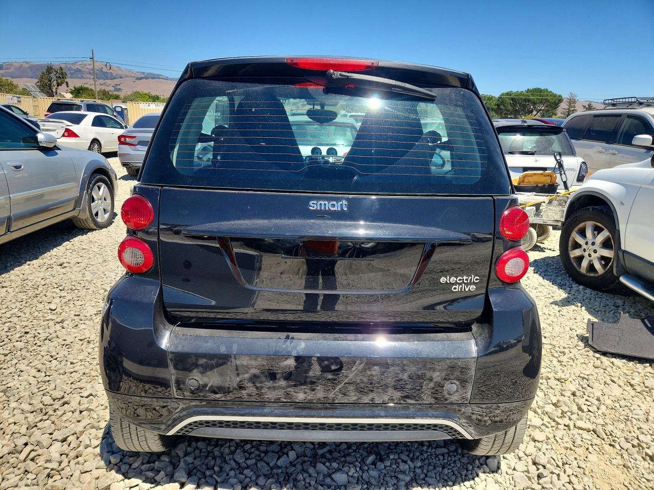 2014 Smart Fortwo Black vin: WMEEJ9AA3EK740265